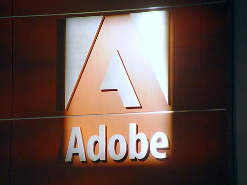 Adobe新漏洞 黑客控制部分雅虎服务器